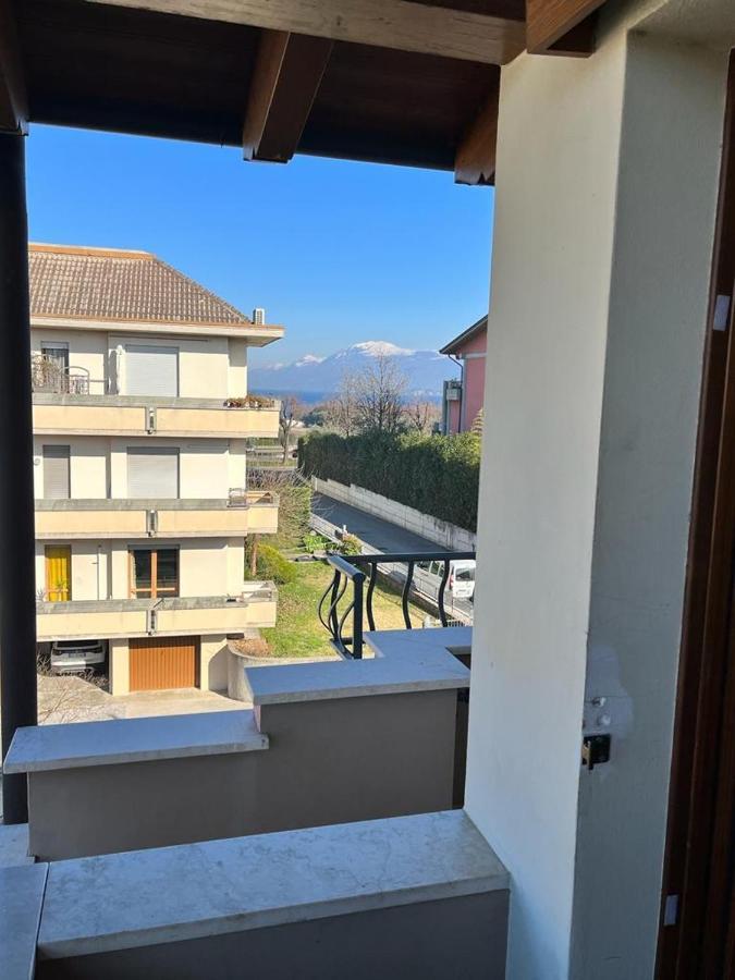 Appartement Vittoria Al Lago à Desenzano del Garda Extérieur photo
