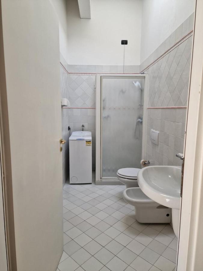 Appartement Vittoria Al Lago à Desenzano del Garda Extérieur photo