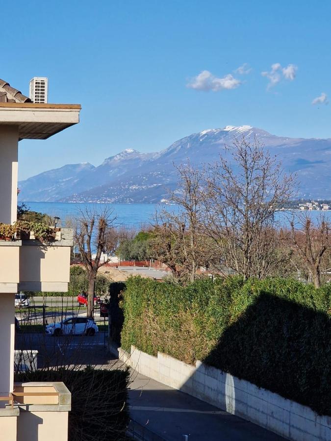 Appartement Vittoria Al Lago à Desenzano del Garda Extérieur photo